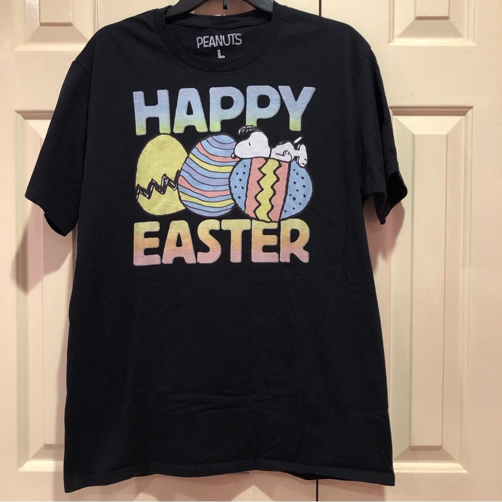 Easter Snoopy Peanuts Happy Easter Eggs T-Shirt Size L
